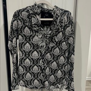 Black and White Patterned Women's Top